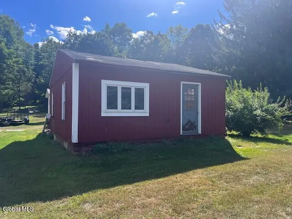 $209,000 | 2392 Highway 67, Pittstown, NY 12094