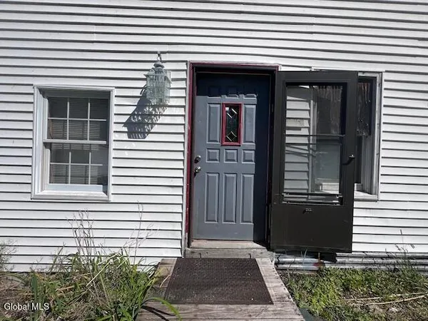 $209,000 | 2392 Highway 67, Pittstown, NY 12094