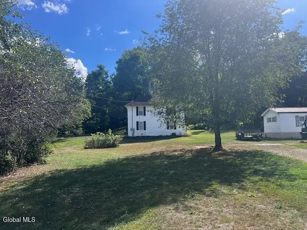 $209,000 | 2392 Highway 67, Pittstown, NY 12094