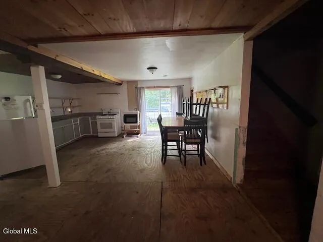 $225,000 | 2392 Highway 67, Pittstown, NY 12094