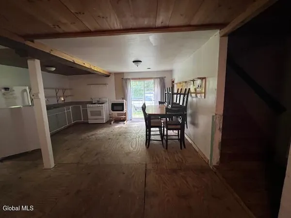 $209,000 | 2392 Highway 67, Pittstown, NY 12094