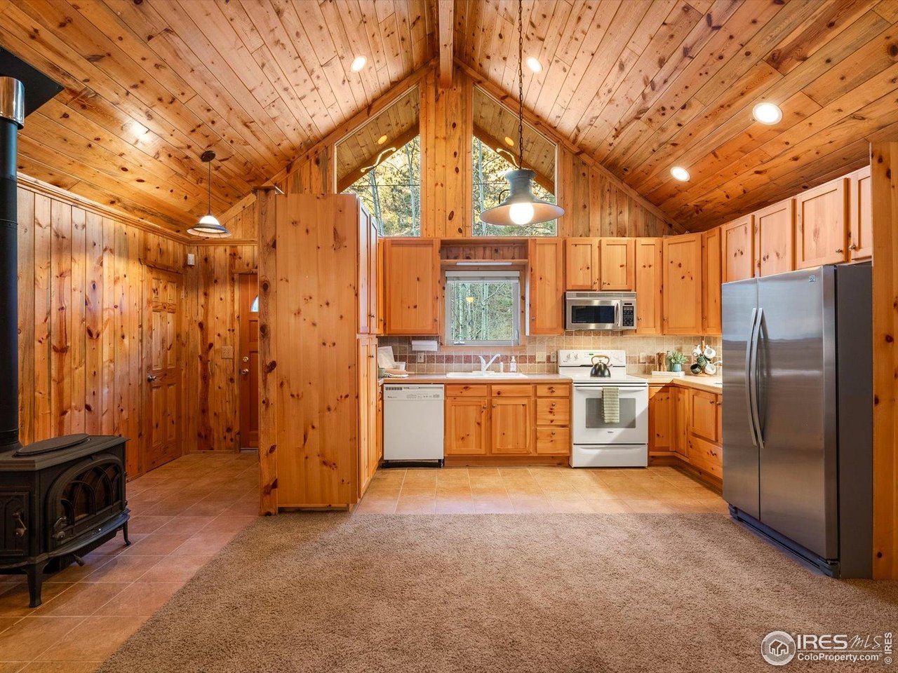 1035 Streamside Drive Drake, CO 80515 - Photo 11 of 37