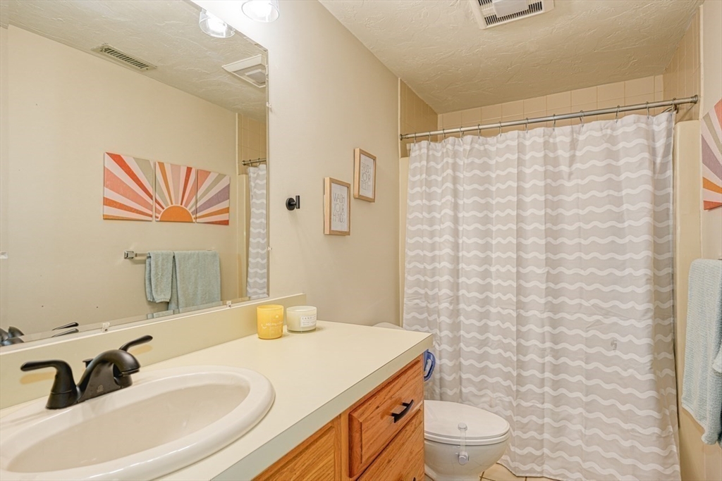 161 Randall Road Berlin, MA 01503 - Photo 20 of 40