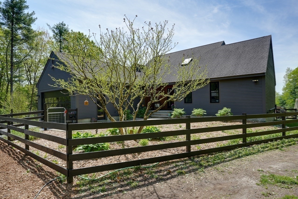 161 Randall Road Berlin, MA 01503 - Photo 37 of 40