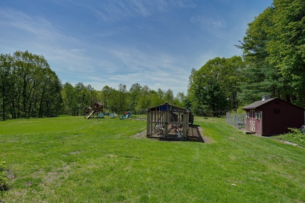 161 Randall Road Berlin, MA 01503 - Photo 38 of 40