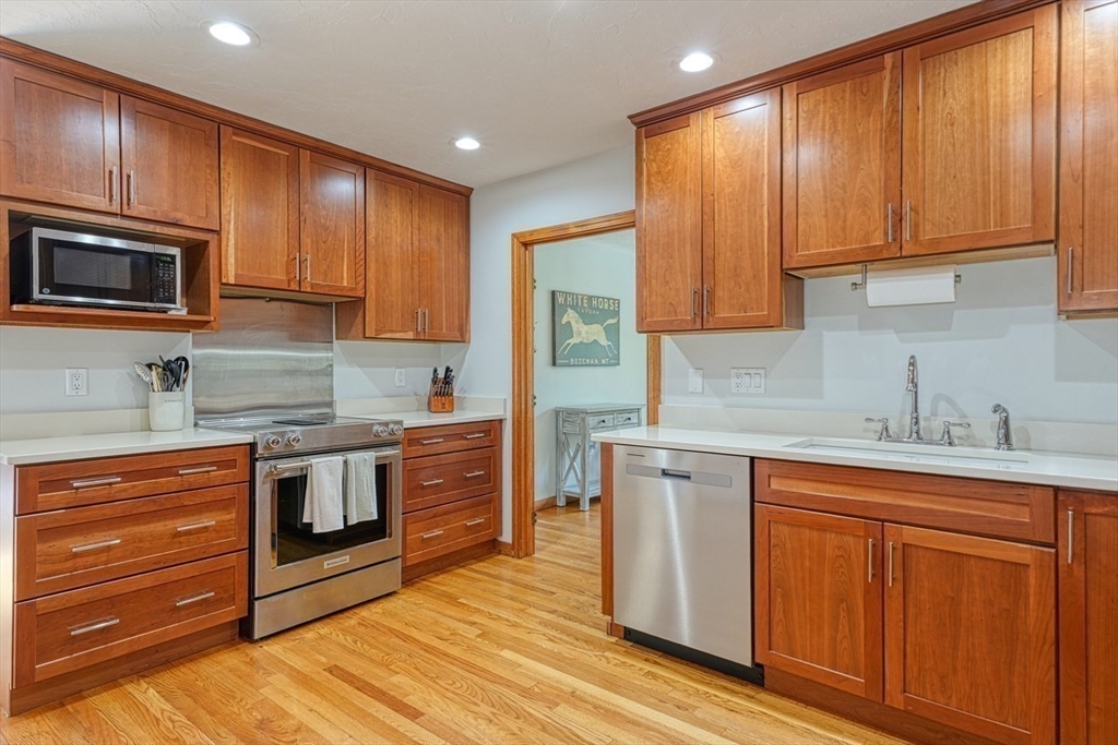 161 Randall Road Berlin, MA 01503 - Photo 9 of 40