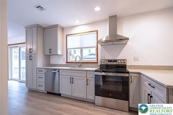 $2,950 | 3442 Hickory Circle, Allentown, PA 18103