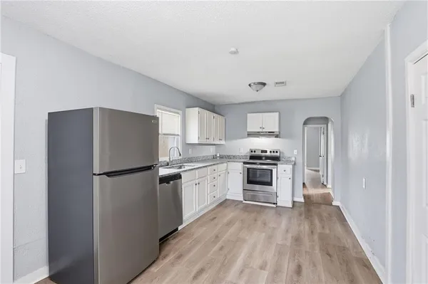 $243,900 | 13301 7 Street, Grandview, MO 64030