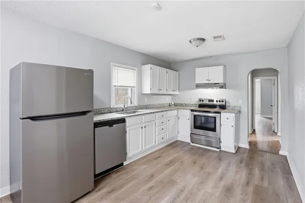 $243,900 | 13301 7 Street, Grandview, MO 64030