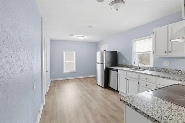 $243,900 | 13301 7 Street, Grandview, MO 64030