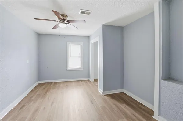$243,900 | 13301 7 Street, Grandview, MO 64030