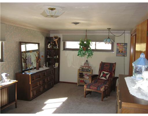 466 Spring Valley Road West Mifflin, PA 15122 - Photo 14 of 18 Master Bedroom. VERY LARGE,WALL-TO-WALL CARPET