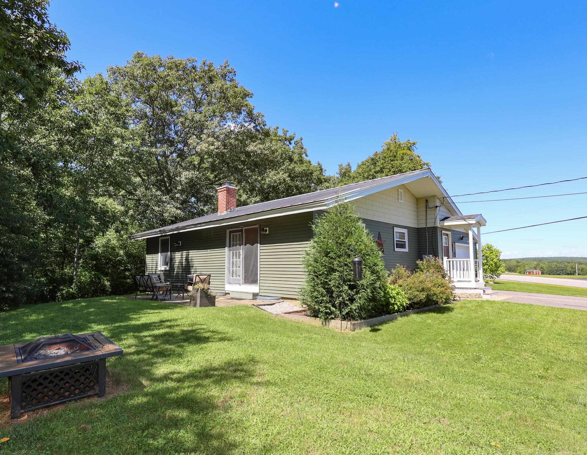 360 Calef Hill Road Tilton, NH 03276 - Photo 22 of 33