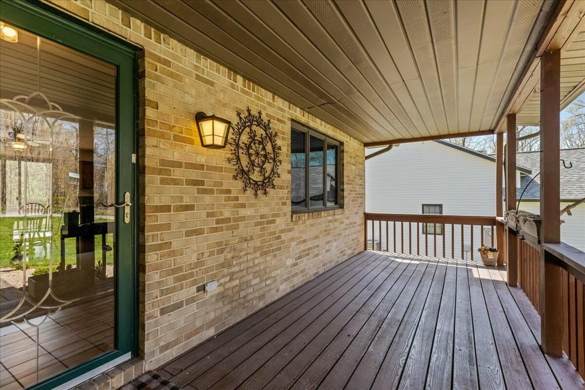 14580 Monroe Mills Road Howard, OH 43028 - Photo 4 of 34 Front Porch 1