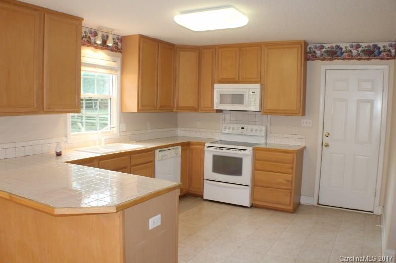 1204 South Claiborne Road Salisbury, NC 28146 - Photo 4 of 17 Gallery Image 4