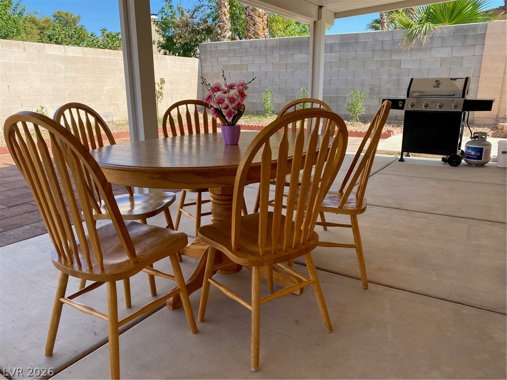 2340 Viewcrest Road Henderson, NV 89014 - Photo 35 of 36 This inviting outdoor space is perfect for al fresco dining and entertaining.