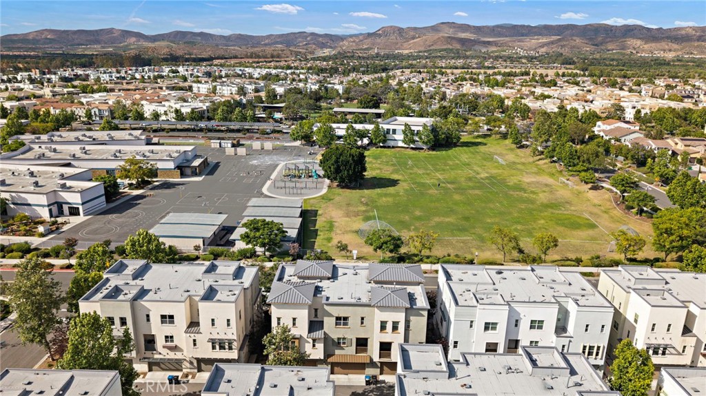 144 Paramount Irvine, CA 92618 - Photo 29 of 43 a view of city
