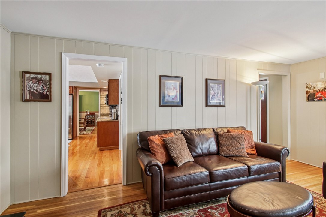 26 Misty Pine Road Perinton, NY 14450 - Photo 11 of 38 Leads to kitchen