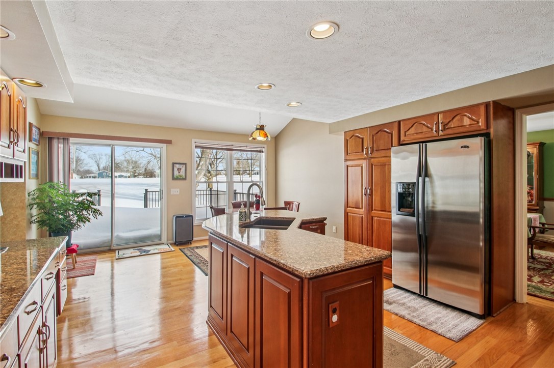 26 Misty Pine Road Perinton, NY 14450 - Photo 2 of 38 Tons of Quartz counter space