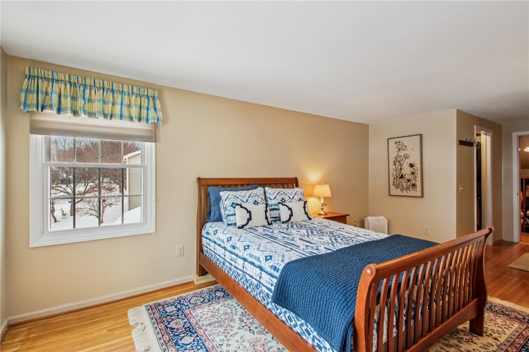 26 Misty Pine Road Perinton, NY 14450 - Photo 22 of 38 Very expansive