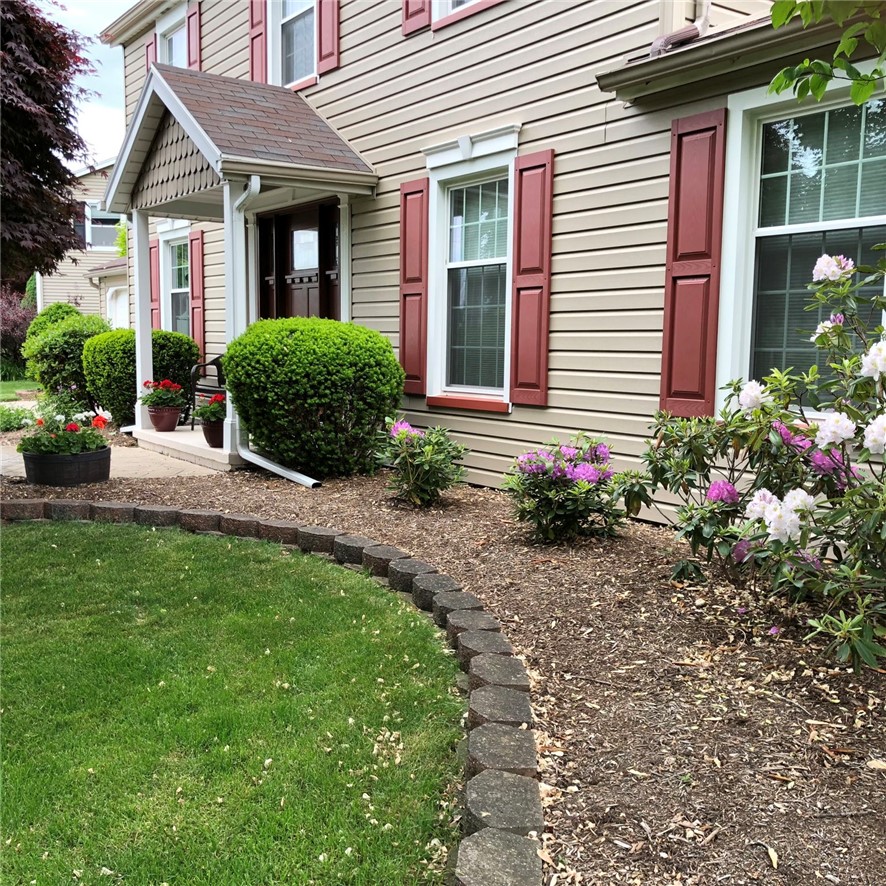 26 Misty Pine Road Perinton, NY 14450 - Photo 31 of 38 Crisp landscaping