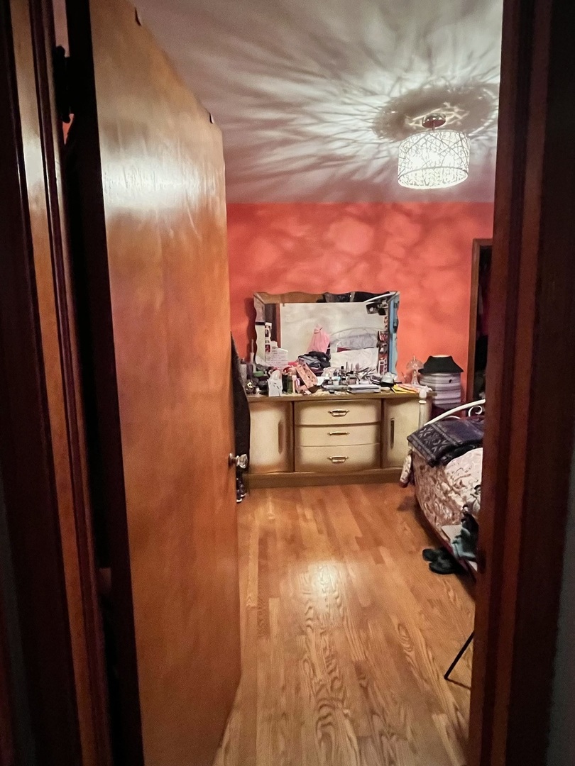 6822 South Kenneth Avenue Chicago, IL 60629 - Photo 16 of 26