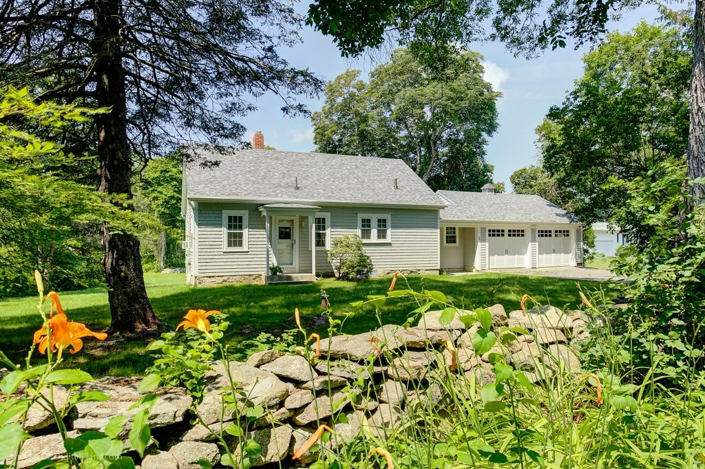 59 Old Stone Church Road Little Compton, RI 02837 - Photo 1 of 50