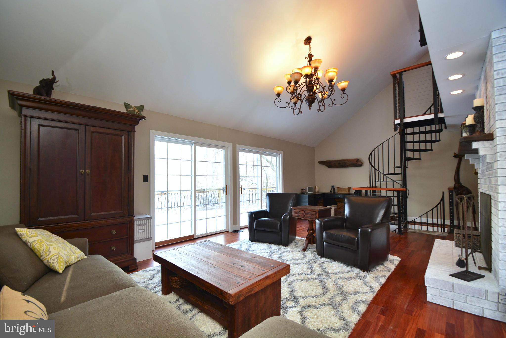 5140 Buttermilk Road Pylesville, MD 21132 - Photo 5 of 28 Family Room