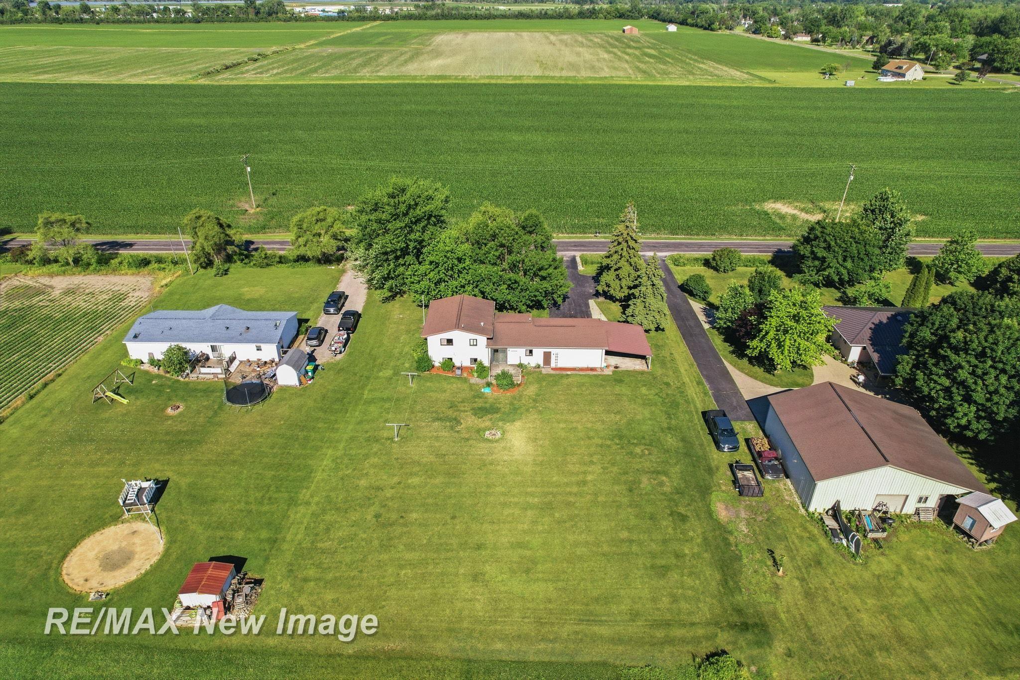 577 South Lincoln Road Bay City, MI 48708 - Photo 39 of 46