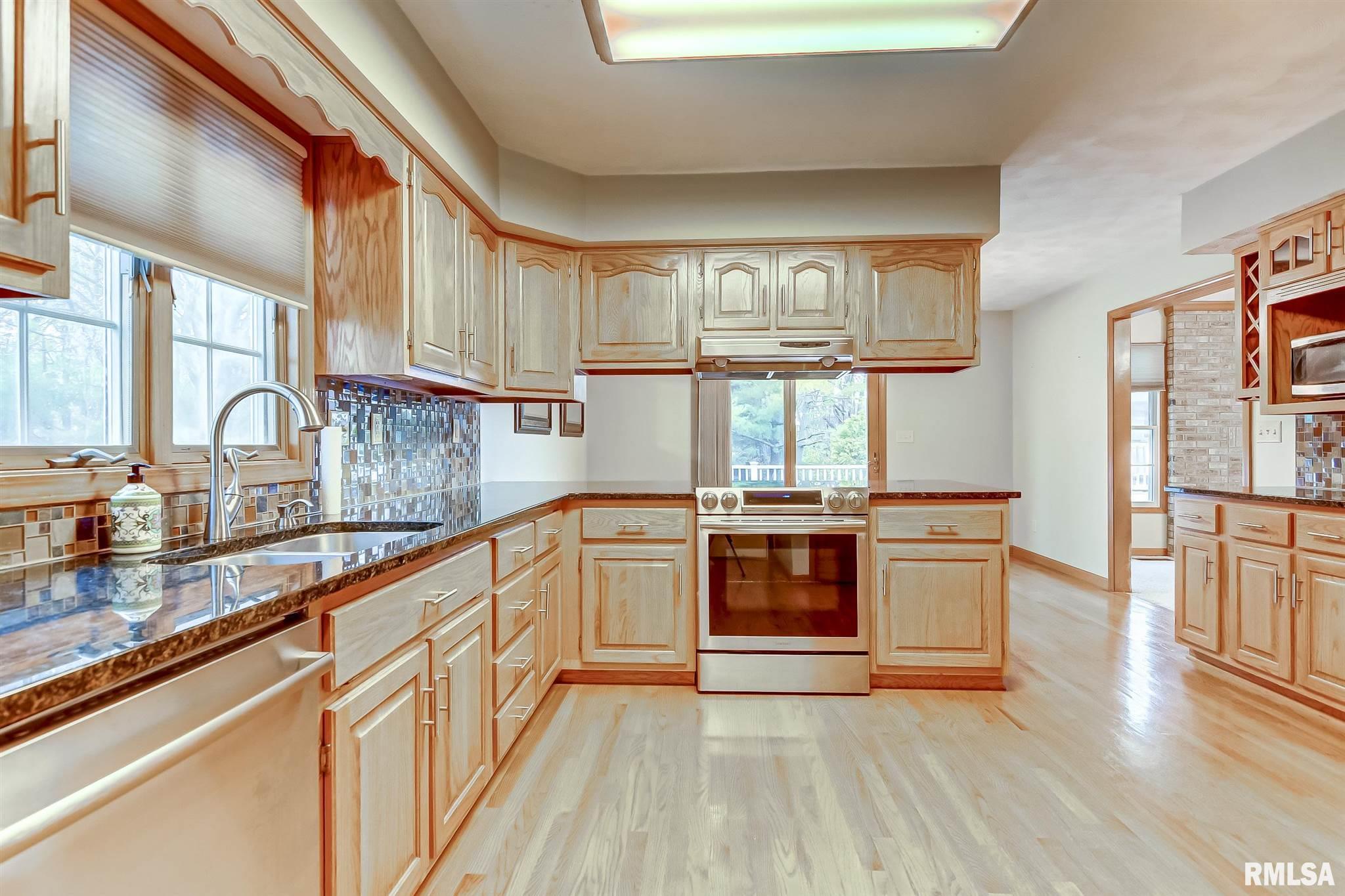 2117 Checkerberry Lane Springfield, IL 62711 - Photo 12 of 31