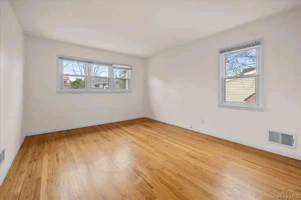 $6,800 | 73 Ewart Street, Scarsdale, NY 10583