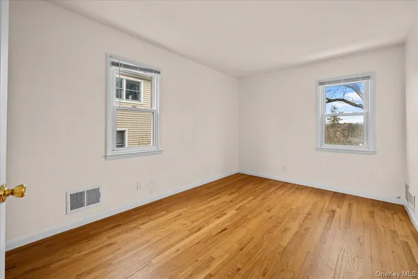 $6,800 | 73 Ewart Street, Scarsdale, NY 10583