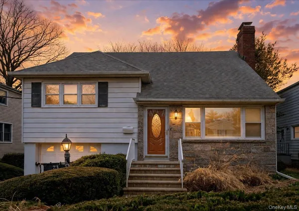 $6,800 | 73 Ewart Street, Scarsdale, NY 10583