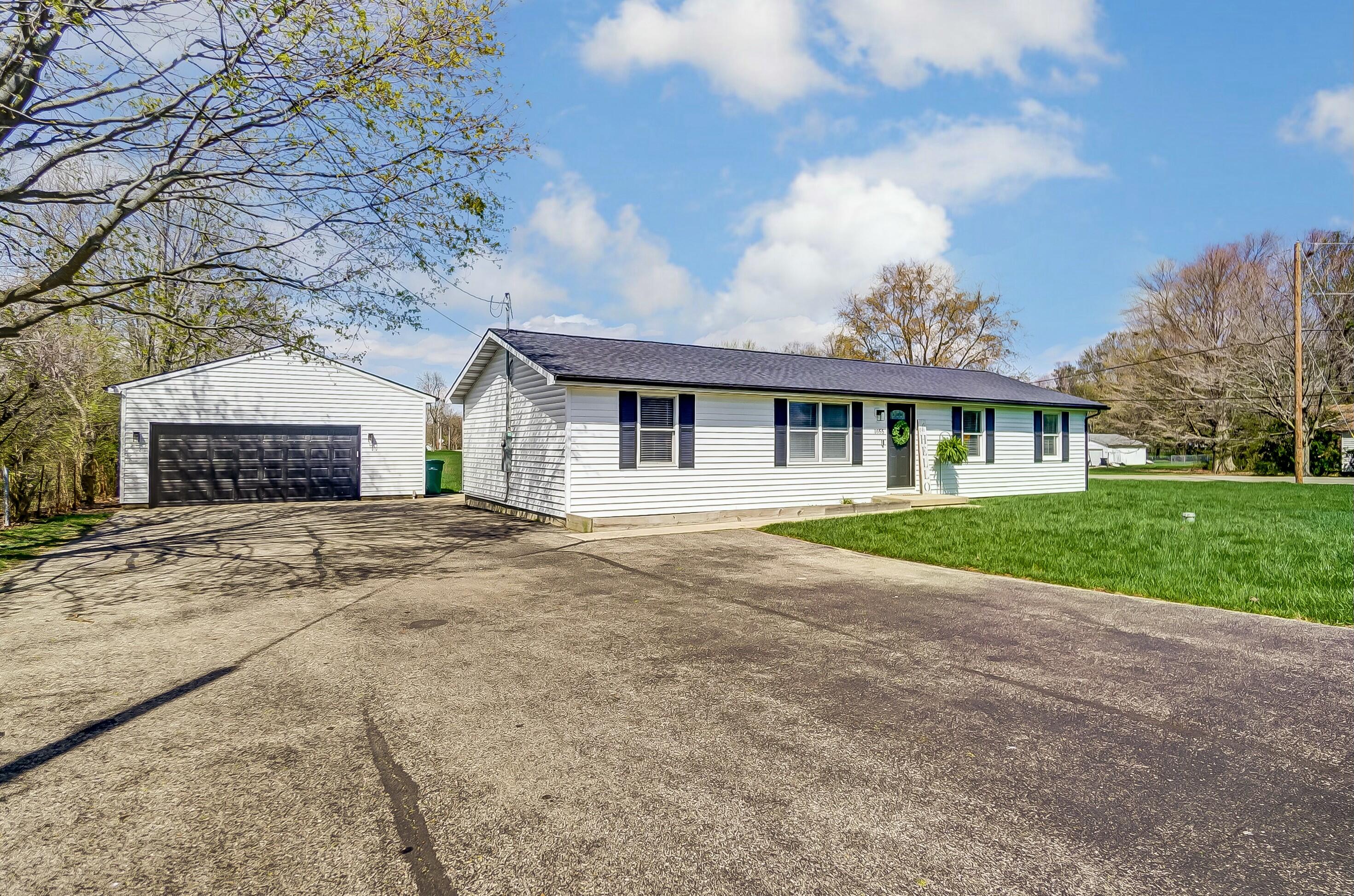 1655 Titus Road Springfield, OH 45502 - Photo 1 of 59