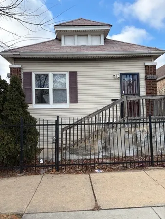 $159,000 | 7920 South Lafayette Avenue, Chicago, IL 60620