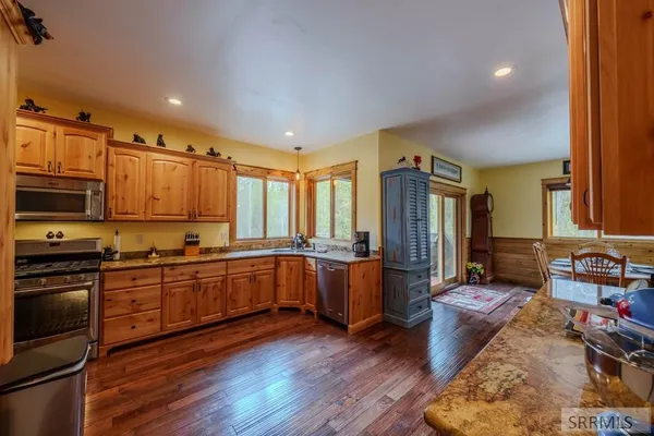 $1,149,000 | 4030 Salt Lick Loop Road, Island Park, ID 83429