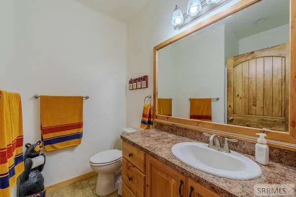 $1,149,000 | 4030 Salt Lick Loop Road, Island Park, ID 83429