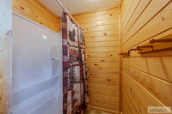 $1,149,000 | 4030 Salt Lick Loop Road, Island Park, ID 83429