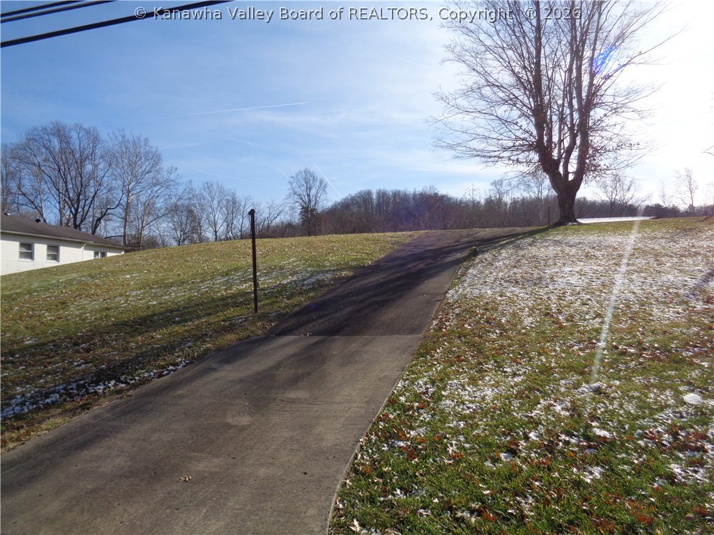 3371 Teays Valley Road Hurricane, WV 25526 - Photo 5 of 17 Gallery Image 5