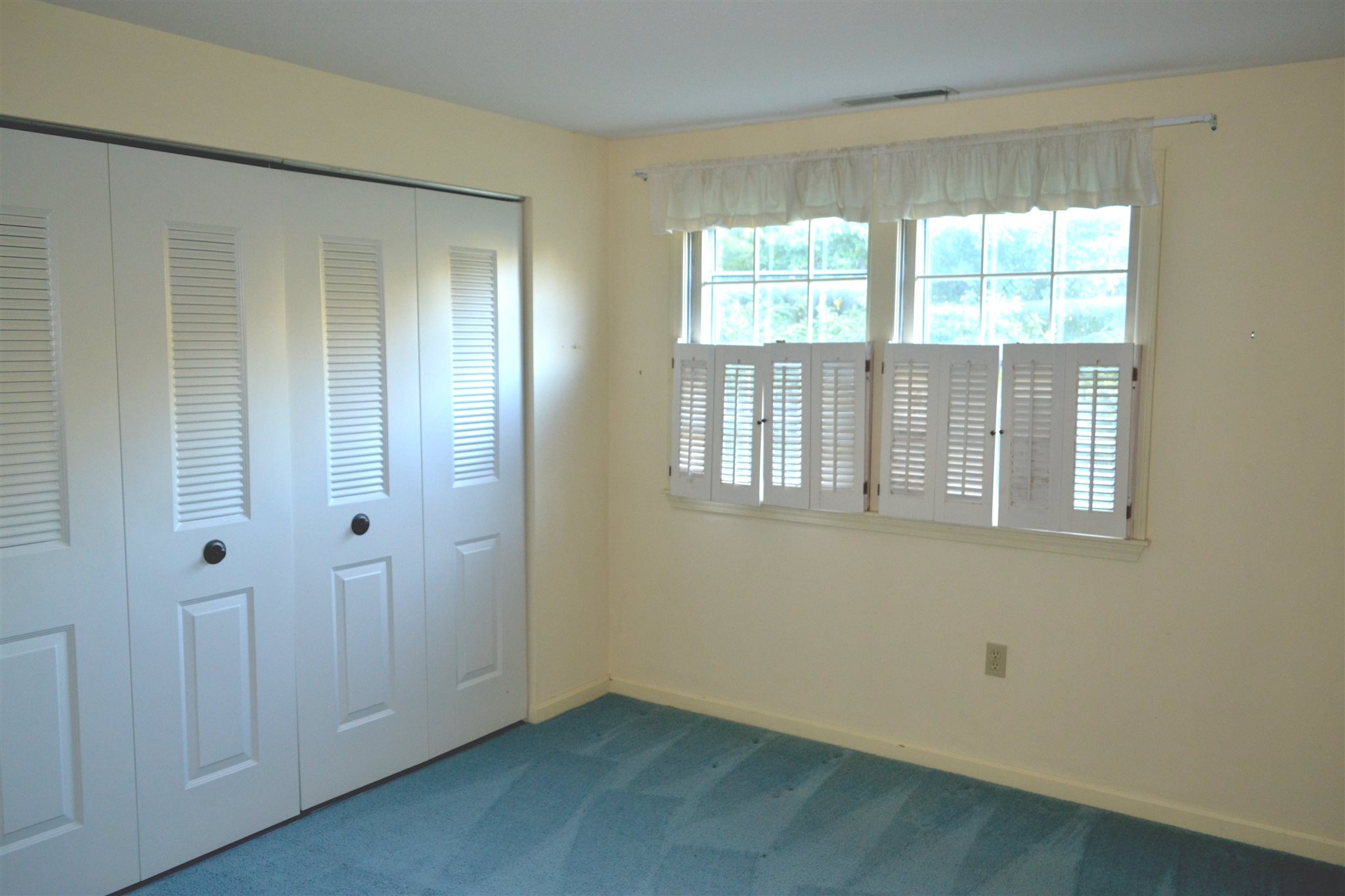 13 Winding Pond Road, Unit 13 Londonderry, NH 03053 - Photo 10 of 28 Gallery Image 10