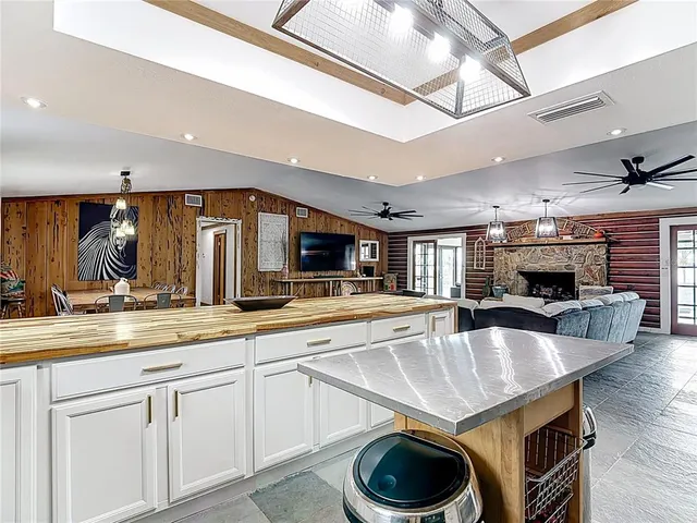 $750,000 | 741 North Lake Reedy Boulevard, Frostproof, FL 33843