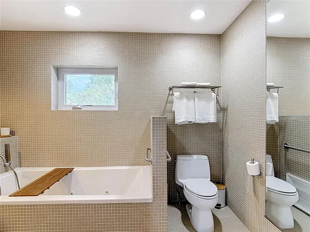 $750,000 | 741 North Lake Reedy Boulevard, Frostproof, FL 33843