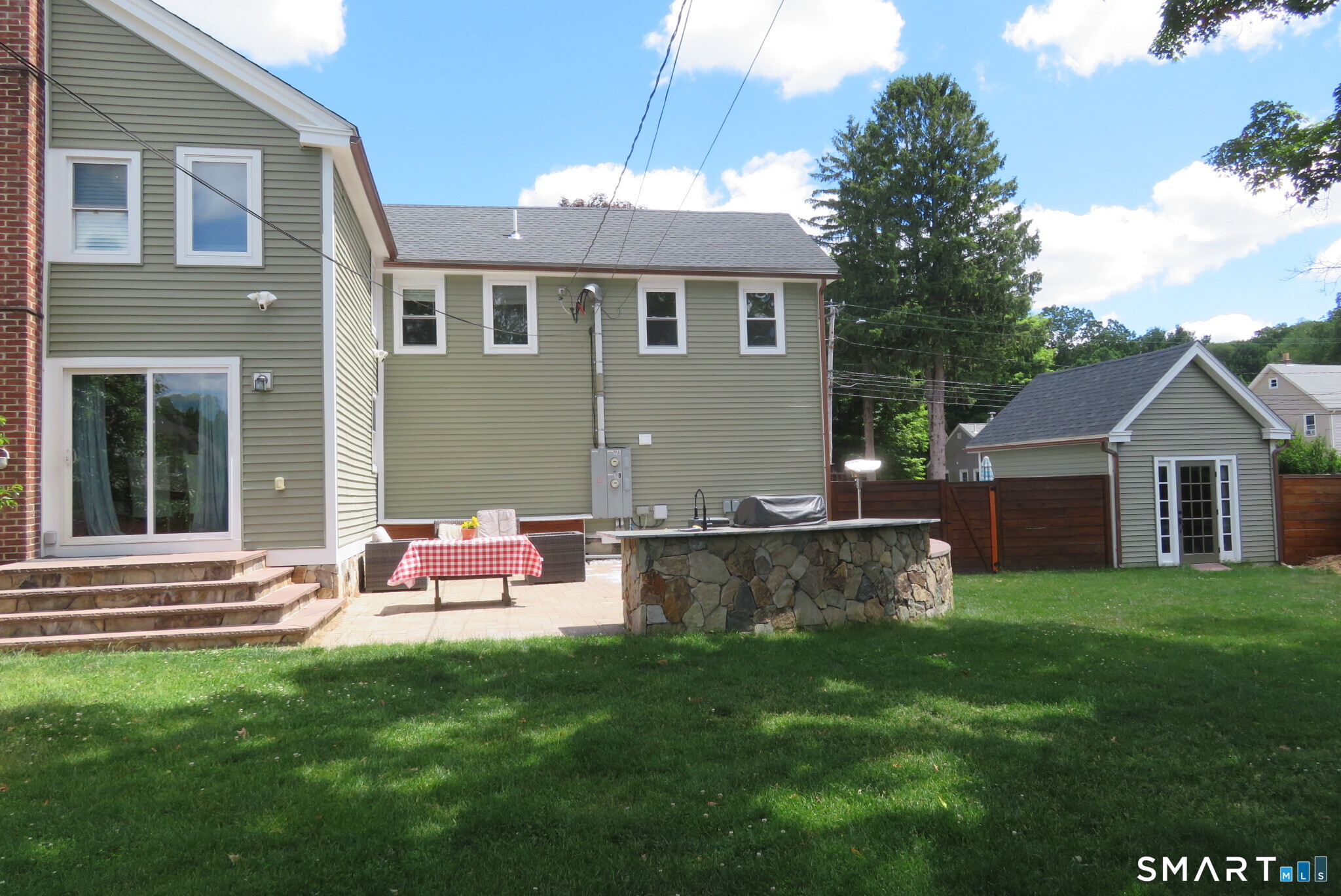 9 East Franklin Street Killingly, CT 06239 - Photo 11 of 25