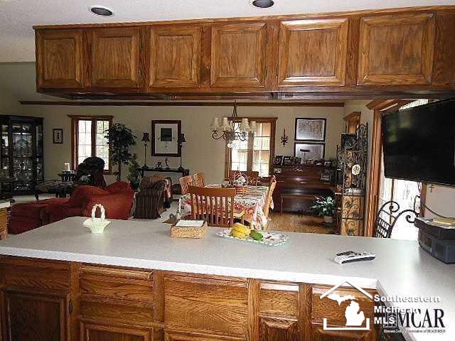 8595 Summerfield Road Petersburg, MI 49270 - Photo 20 of 39 21374641-19.JPG