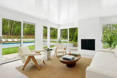 $2,995,000 | 75 Island View Drive West, Sag Harbor, NY 11963