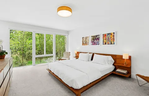 $2,995,000 | 75 Island View Drive West, Sag Harbor, NY 11963