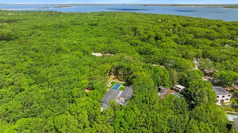$2,995,000 | 75 Island View Drive West, Sag Harbor, NY 11963