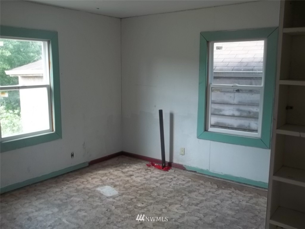 2197 East Hoquiam Road Hoquiam, WA 98550 - Photo 8 of 16 Gallery Image 8