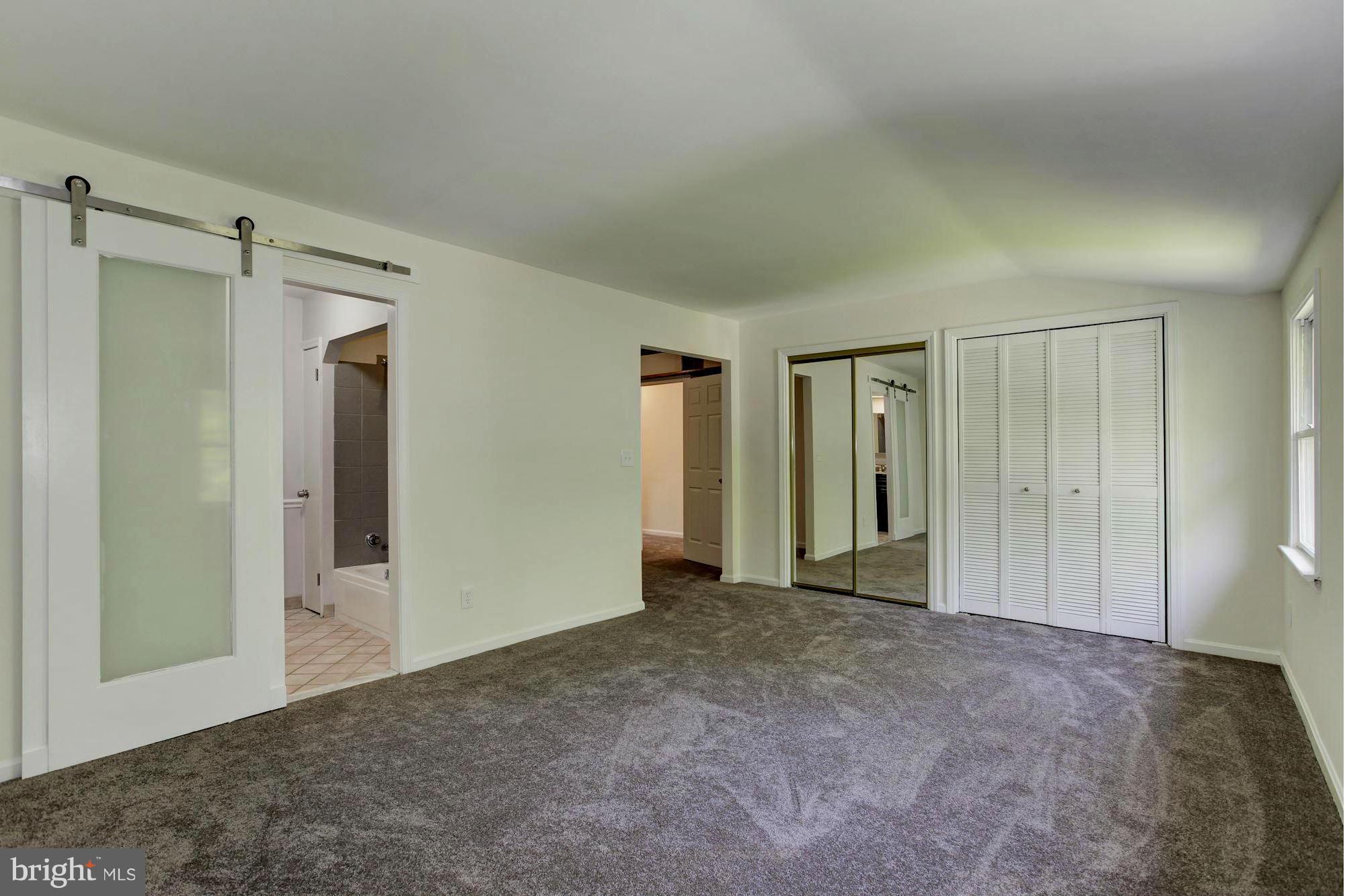 33 Ericsson Road, Unit 33 Cabin John, MD 20818 - Photo 15 of 29 Bath (Master)