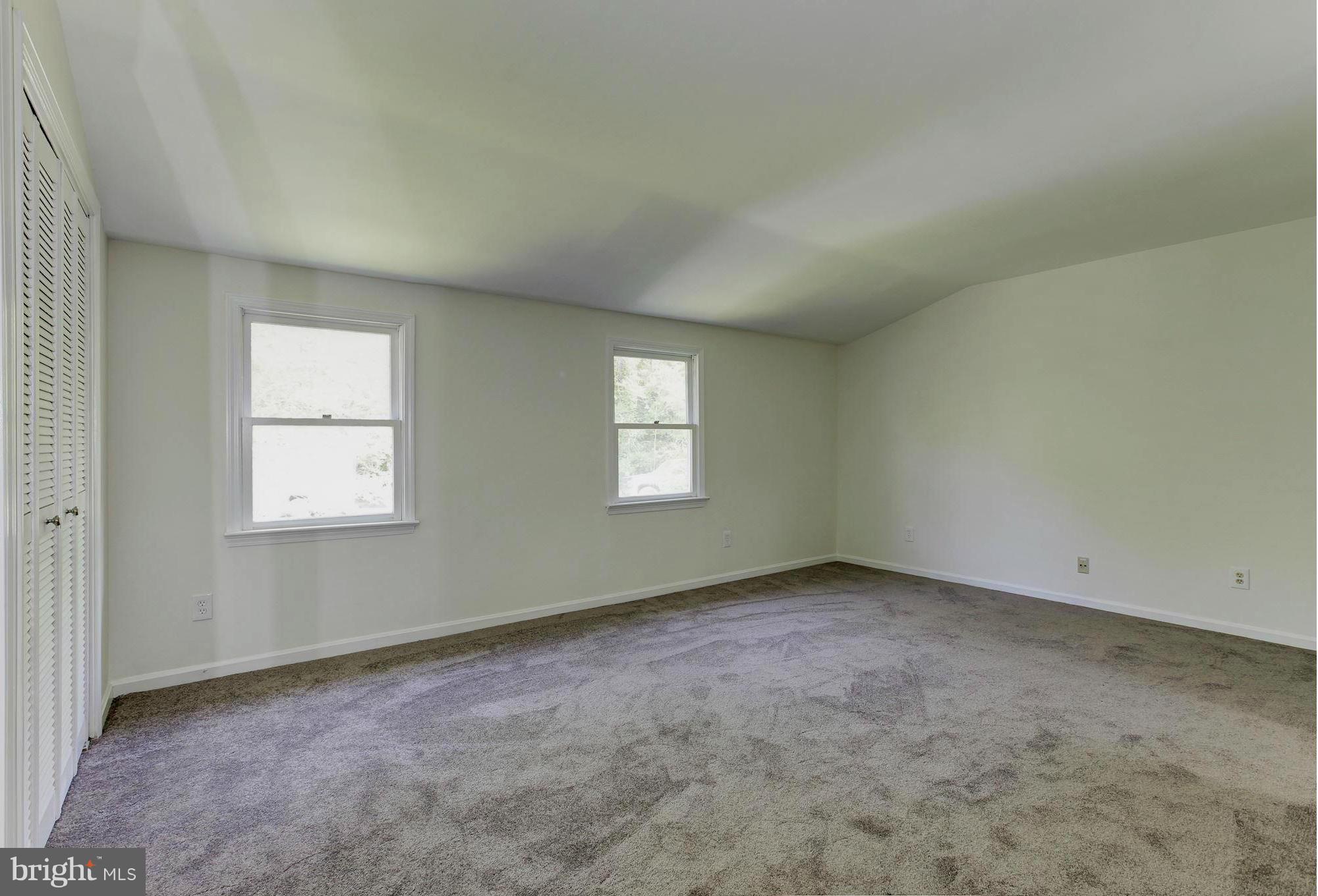 33 Ericsson Road, Unit 33 Cabin John, MD 20818 - Photo 20 of 29 Bedroom